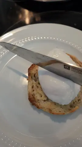 Finally the perfect poached egg in stainless steel