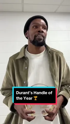 As we look back on the past year... The 2022-23 NBA Fan Favorites Kevin Durant & the moments the fans voted him in for! ⏪🏆 For more voting opportunities download the NBA App! #KevinDurant #NBA #KD #Handles 