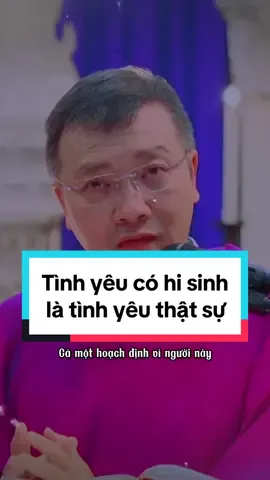 Người mà sẵn sàng hi sinh những ước muốn riêng, thậm chí đánh đổi cả kế hoạch tương lai, để được ở bên cạnh yêu thương và chăm sóc mình. Đó là người thật sự yêu mình và hãy trân trọng người ấy, vì mình đã vô cùng may mắn khi có được họ trong đời. #xmas2023 #tamsuconggiao #lmphuongdinhtoai #giadinh #vochong #hônnhân 