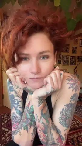 Good morning 🥰  #morning #coffee #redhair #inkedbody #blueeyes 