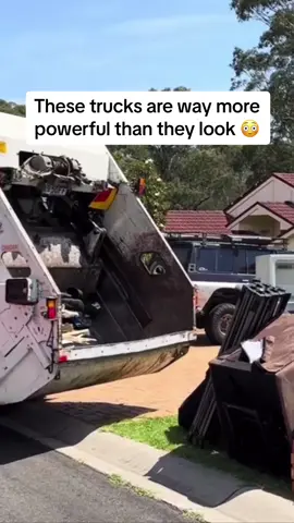 I had no idea they can take all that! (🎥: IG/tonyvlogoficial)