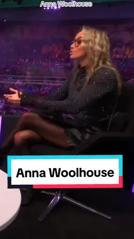 Anna Woolhouse This Evening 🔥 #AnnaWoolhouse #Darts #LeatherSkirt #SparklyTop #Nylons #Tights #Boots UK #WOW 