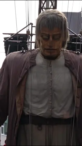 Giant Puppet Walking In Castle Streets #giantpuppet #puppet #puppets #giant #giants #seaodyssey #royaldeluxe
