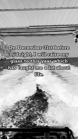 Another year nearly gone, much love to all those out there smashing life and not letting them win #relatable #relatablecontent #deep #thoughts #midnight #whentheclockstrikesmidnight 