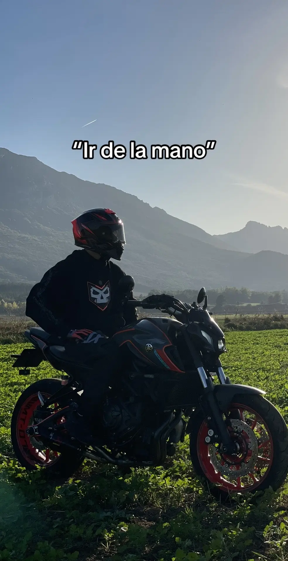 Cuando parece que tienes 7 vidas JAJAJAJAJ #bikegirl #amor #moto #yamaha #mt07 #mt07gang #yamahablue #yamahamt07 #amor #kawasaki #motorbike #mt09 #mt09sp #moto #frases #mt03 #r1 #r6 #r7 #fz07 #mt07 #fz09 #frases #viral #fyp #fypシ 