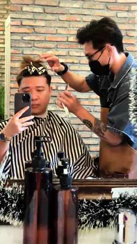 Còn quan điểm của các bạn thì sao ạ? #barber #hairstyles #tocnamdep #huynguyengroup #LeanOnTikTok 