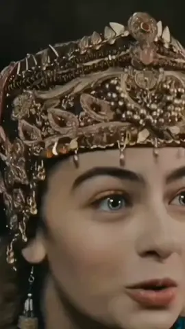 # شوفوا ليا في 🤗مسلسل عثمان 🙉عيونها ما شاء الله عليها الجمال🥰 بيجنن ما ❤شاء الله كثير حلوه كثير بتجنن ما شاء الله على عيونها الخضر
