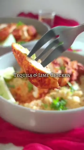 Okay, I know what you're thinking but trust me on this one! This Tequila & Lime Chicken is super delicious & oh so tender - it’s perfect for this festive season 😏👌🏼 It has a very mild tequila taste so if you're not a tequila lover, I promise you are going to enjoy this. Tequila & Lime Chicken Ingredients: * 2 chicken breasts * zest of 1 lime * juice of 1 lime * ½ teaspoon salt * 1 tablespoon chili powder * ½ teaspoon cumin (jeera) powder * 2 teaspoons crushed garlic * 2 tablespoons olive oil * ¼ cup tequila * 2 tablespoons vegetable oil * freshly chopped (coriander dhania) for garnishing The full step by step method can be found on eatmeerecipes.co.za  #eatmeerecipes #tequilarecipes #merrychristmas #christmasrecipes #southafricatiktok #DecemberTreats #AfricaRising #chickenrecipes #tequilaandlime 