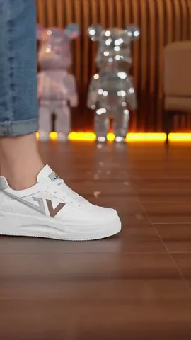 sepatu VL wanita import #sepatukasualwanita #sepatuwanitaimport #sepatusantaiwanita 