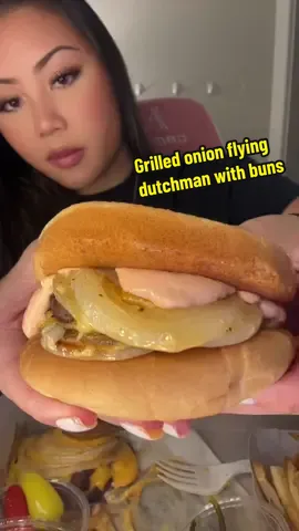 Whole grilled onion wrapped flying dutchman with buns🔥😩😋 i meant to get the buns extra toasted… oops😆 @InNOut  #innoutburger #innout #inandout #animalstylfries #choppedchilies #innoutmukbang #muckbangeatingshow #muckbang #eatingshow #viral #eatwithme #Foodie #foodtiktok #foodasmr #foodsounds #eatingvideo #asmr #foodvideos #FoodTok #eatingasmr #mukbangasmr #asmreating #eatingshowasmr  #eatingsounds  #mukbangs  #mukbangvideo  #letseat  #watchmeeat #animalfries #flyingdutchman #grilledonion #burgermukbang #grilledcheese #saucy #grilledonionwrappedflyingdutchman #grilledonionwrap #foodietiktok #eatingsounds #foodietok #food #yellowpeppers 