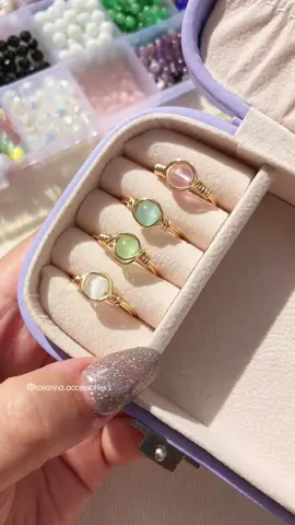 Anillos de ojo de gato 🫧🎀💍 Envíos a todo Mexico desde $60 🇲🇽🌷#fyp #anillo #ojodegato #piedrasnaturales #alambrismo #design #wire #chapadeoro #jewelry #rings #pulseras 