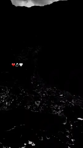 @calaamadaas taabo qofka 2aad ku mention garee ha yaabee 😂.background waan soo dhigay @BLACK BACKGROUND ⚫️ #yahye✍️يحيي #lyricsvideo #foryou #fyp #viral #foryoupage #100k #100folowrs #1mviews 