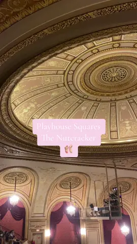My first ballet and it was beautiful 😭❤️ i want to try ballet now 🤔🤔 @Cleveland Ballet @playhousesquare #thenutcracker #ballet #thenutcrackerballet #playhousesquare #cleveland #connorpalace 