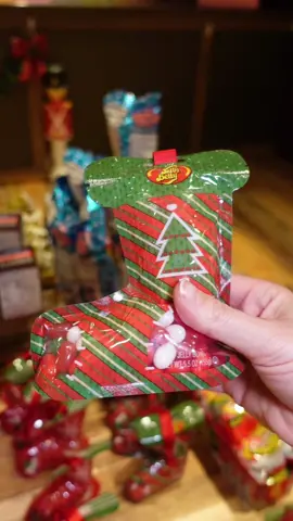 Looking for the sweetest stocking stuffers? We've got you covered! 🎅🎄🍭  #candy  #christmas  #holidayexperience   #candytopia  #tysonscorner  #cleveland  #cle #stockingstuffers #gifts