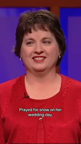 Let it snoooooooow! ☃️❄️ #Jeopardy #TriviaTok #AlexTrebek #funnyvideos #comedyvideos #comedyvideo 