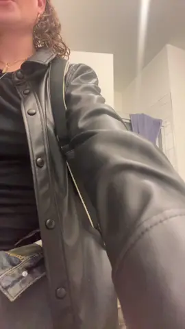 😮