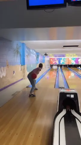 Caption this video… Video cred: @livvvvgracee  Bowling with friends from the community is always a great time! DM us to be added to our community Whatsapp.  #tripping #fail #soberaf #pink7 #soberbowling #fyp 