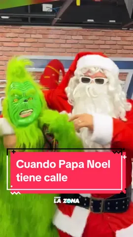 Alguien ayude a ese Grinch! 🔥🥊 #SantaClaus #PapaNoel #Grinch #Navidad #Meme #Humor 