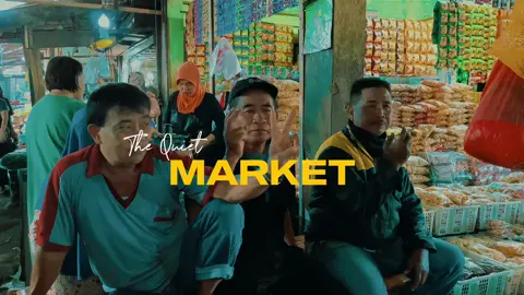 Canda tawa para pejuang rupiah. 📍Pasar Baru Pandaan #pasar #pencarinafkah #pejuangrupiah #umkm #umkmindonesia #pasuruan #jawatimur #fyp @pasuruankekinian 