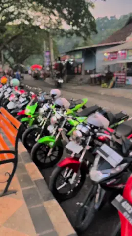 Unto🐪#CapCut #ninjass #ninjarr #ninjar #kawasakininja #2stoke #ponorogo24jam #fisr #tiktok #fypシ゚viral #ninja2tak #