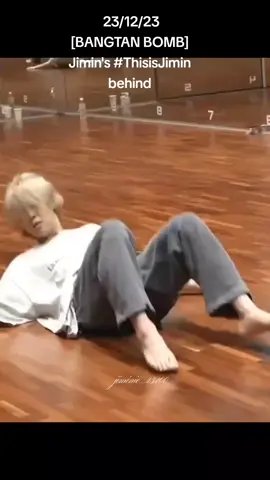 jimin doing back rolls and flips so effortlessly 🤯🔥 his core muscles and the way he's so light on his feet #jimin #지민 #ThisIsJimin #viral #foryou 