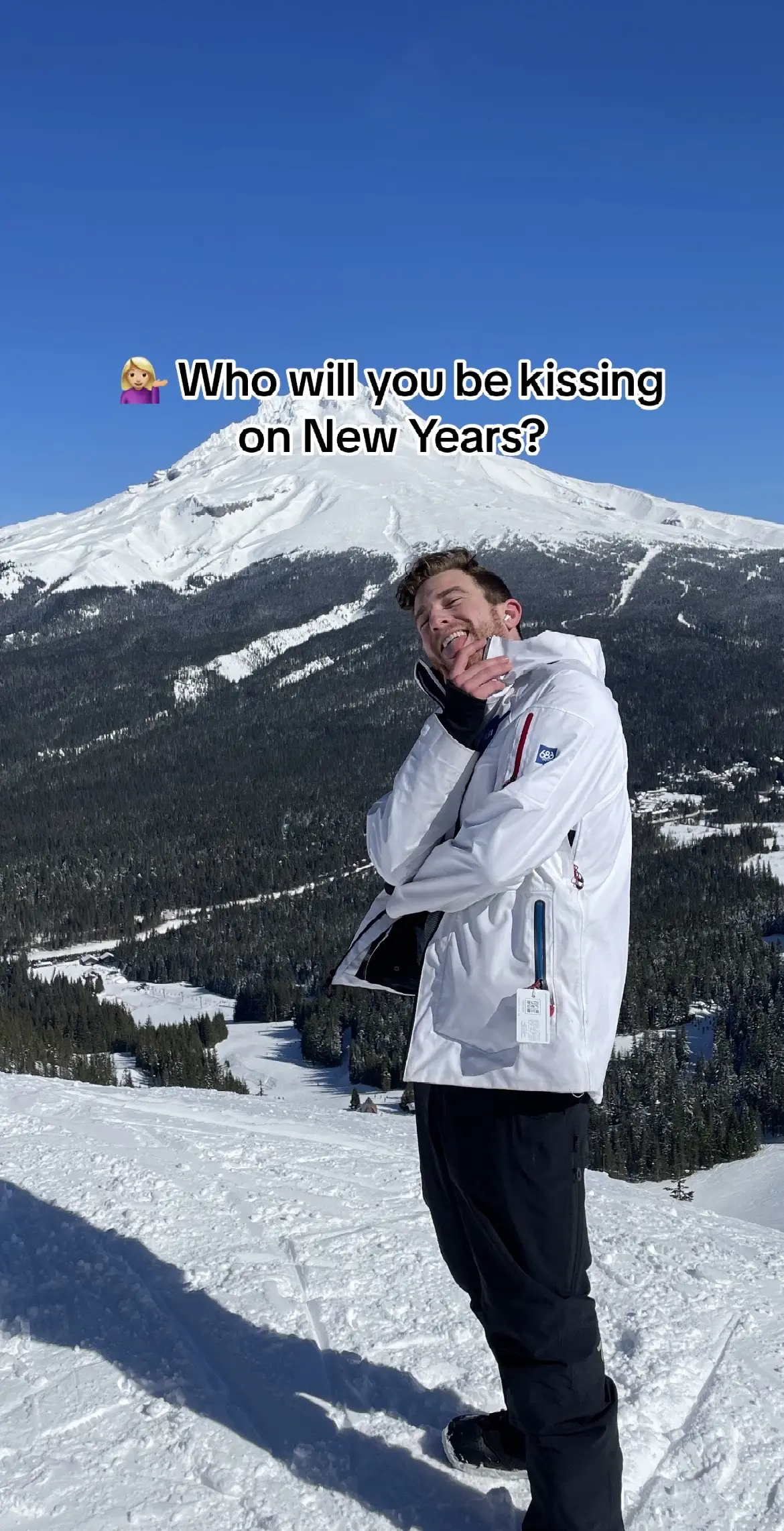 #snowboarding #skiing #mountain #snow #newyear #foryourpage 