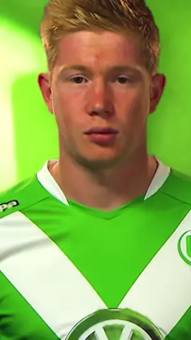 De Bruyne at wolfsburg was just impressive 🤩 #football #footballtiktok #footballedit #edit #kdb #debruyne #kevindebruyne #wolfsburg #bundesliga #belgium #fypシ 