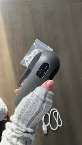 Amazon Finds You Must have ✨️  SWEETFULL Fabric Shaver Link in Bio  #tiktokmademebuyit #tiktokfinds #goodthings #useful #musthaves #lifehacks #fypage #instagram #instagood #instareels #viralvideos #reels #reelsinstagram #gadgets #gadget #amazonfinds2024 #homefinds2024 #goodthing #goodthingstoshare #amazonfavorites #amazondeals #amazonprime #amazonbestseller #amazonnewreleases #fabricdresser #fabricshaver  #amazonmusthaves #fyp  #amazongadgets #amazongadget  #bestproducts #amazon #amazingfacts #amazonfinds #trending  #amazonmusthaves #amazongadgets  #amazonunboxing #amazonseller #amazonfinds2023 #foryou #trendingamazonproducts #fypシ #amazonhacks2023 #amazonmomhacks #amazonvirtualtryon #lifehacks #2023 