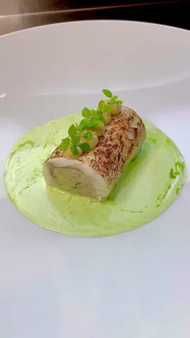 Seabass roll 🐟 #chef #cooking #viralvideo #cookies #viraltiktok #seabas #rollsroyce #gourmet #michelinstar #erionfishti #CookingHacks 