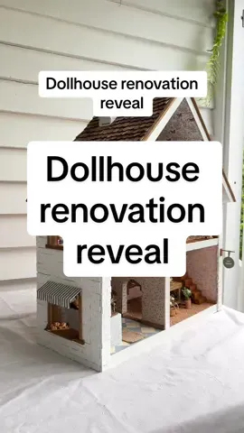 Sharing the reveal and a house tour of this year’s dollhouse renovation! #miniatures #DIY #dollhouserenovation #dollhouse 