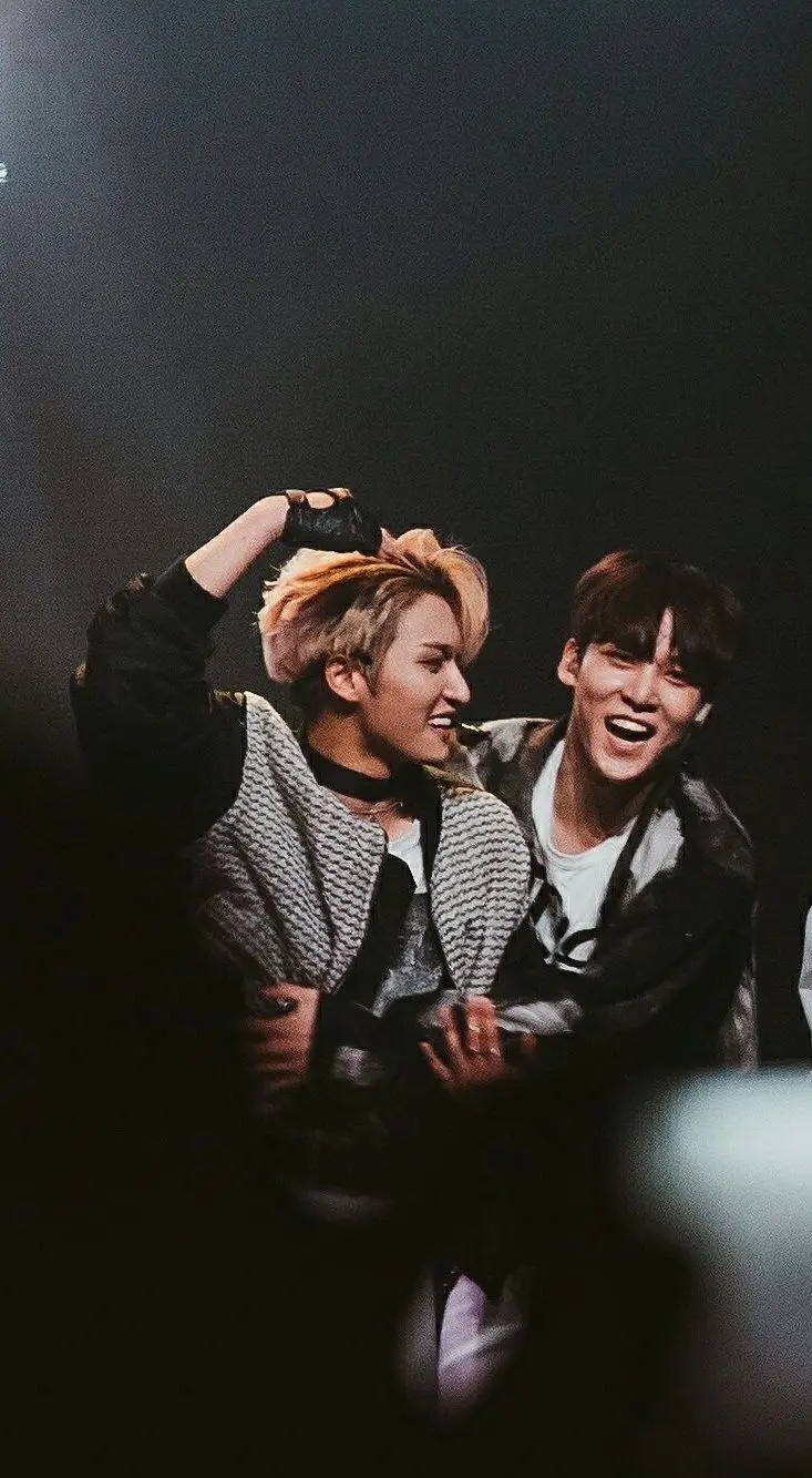 Seonghwa Yunho 2 cuties 😍 until #ateez #parkseonghwa #jeongyunho