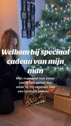Jullie nog leuke cadeaus gehad? 😂❤️  #fy #fyp #foryou #viraal #vj #vjp #cadeaus #kerst #christmastiktok 