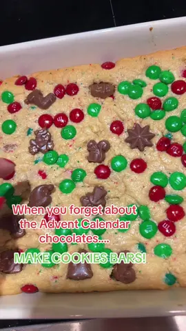 Christmas Hack 🎄💋 #christmas #christmashack #christmashacks #xmas #xmashack #xmascountdown #christmascountdown #adventcalendar #adventcalendarhack #cookiebars #christmascookiebara #mandms #redandgreen #real #relatable #christmaseve #EasyRecipe #recipesoftiktok #foodlovers #comfortfood #foodtiktok #eatwithme #foodporn #FoodTok #quickrecipes #bakingtiktok #baketok #homebaker #sweettreats #bakersoftiktok #holidayrecipe #partyfood #cookietok #holidayrecipes #recipeideas #bakerylife #cookiedough #holidaybaking #christmasdessert #fyp #fypシ゚viral #foryourpage #foryoupageofficiall 