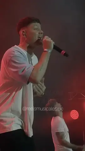 🎤ADICTO (LIVE) #emanero #lakonga #antoniorios #viralvideos #music #navidad #live #foryou 
