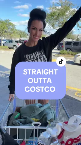 @middleclassfancy this sweatshirt is PERFECTION!!🙌🏼🙌🏼 @Costco Wholesale ily🥹 • #costco #middleclassfancy #tiktokshopfinds #cleaningbusinessowner #costcotiktok #fyp #merrychristmas #CleanTok #cleaningtiktoks 