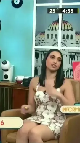 Tanya Burak #tanyaburak #bellezanatural #tiktokoficial #parativiral #mujerhermosa #chuladademujer #mujertanbella #viralestiktok #bellezaverdadera #bellezalatina 