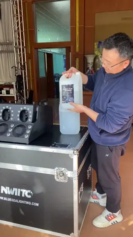 How to setup the bubble machine?Do you interested ? #stagelight #stagedesigner #stagelights #ledmovinghead #djlight #djlights #stagelighting #beamlight #ledmovingheads #stagedecor #stagedecoration #ledmovingheadlighting #stagedesigner #beammovinghead #beamlighting #discolight #djlighting #stagelighting #bluesealighting #movingheadlights #movingheadlight #movinghead #eventplanner 