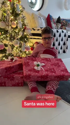 #christmas #winter #present #tik_tok #tiktoker #fypシ゚viral #k3veng3rs #snow #fyp 