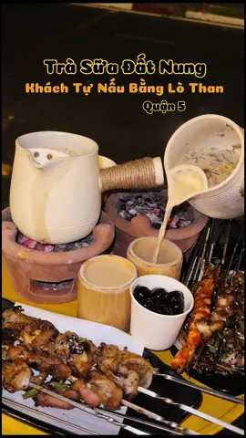 Gánh trà sữa đất nung khách tự nấu bằng lò than, siêu chill ở Q5 #tea #chill #streetfood #trasuadatnung #xiennuong #ancungtiktok #foodtiktok #fyb #xuhuong #viral #saigon #thuntuoither  