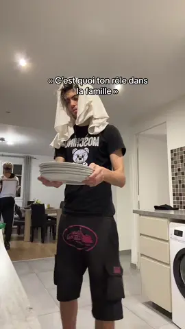 Je suis vraiment l’esclave de la famille🤣😭