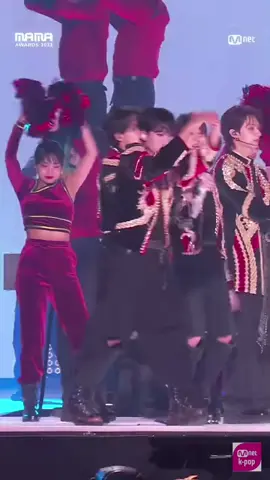 このダンスパートってウォヌのチッケムが結構有名だけど、ジョンハンさんの余裕ある感じのダンスがうちは結構好きなんだよねー 共感者いるー？🙌🏻 #seventeen#jeonghan #セブンティーン#ジョンハン#세븐틴#정한#08#추천#おすすめ