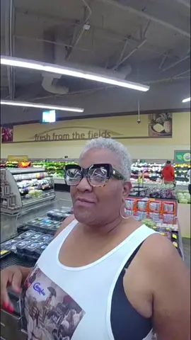OMG I found Tupac Mr Nibbs and my Old Bus Driver give me a Hug #fyp #foryourpage #trend #humor #comedia #viralvideo #omg #tiktok #tupac #mr #naruto #bus #drivethru #LearnOnTikTok #hug #blowthisup #fypシ゚viral #parati #pourtoi #perte #prank 