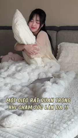 Bao lâu rồi chúng mình chưa giặt ga gối #earthchoice #nuocgiat #fyp #chamsocda 