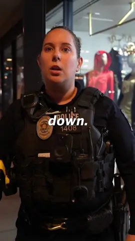 Karen cop gets schooled 😂😂😂😂 Credits: amagansett press yt