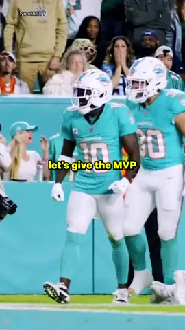 I think we can all agree that the real MVP is Taylor Swift 🤷‍♂️ jk don’t yell at me @Kieran #brockpurdy #lamarjackson #tyreekhill #nfl #mvp #football #49ers #ravens #dolphins 
