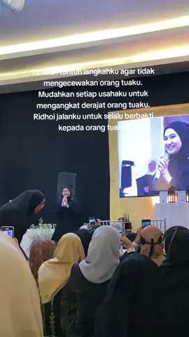 Hal yang paling aku takutkan dalam hidup, ketika aku membuat orang tuaku kecewa karena ulahku.
