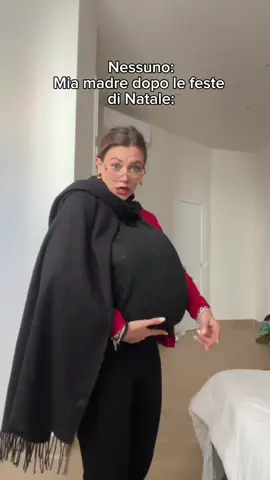 mia mamma versione Grinch #perte #fyp #foryou #natale #christmas #natale2023 #merrychristmas #mamma  INSTAGRAM: chiaramarita 
