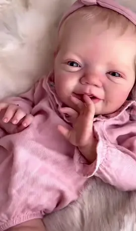 if you know from your heart, that you're going to take very good care of my baby then send me a direct message for more information on this my doll gorgeous reborn for the happiness of your homes