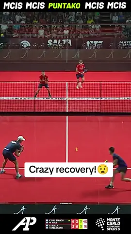 I can't believe what I've just watched, what an outrageous recovery shot!🔥👏🏽 #padelmania #padelspain #lovepadel #padeltips #padelworld #padelgirl #worldpadeltour #padelpro #padelitalia #padelsweden #padeltennis #padelroma #padelusa #padeladdict #padel #padelmexico #padelargentina DM for creds 🎥