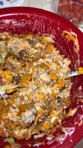 LOVE A QUICK TACO🌮SALAD🥗 #ComeWithMe #TacoSalad